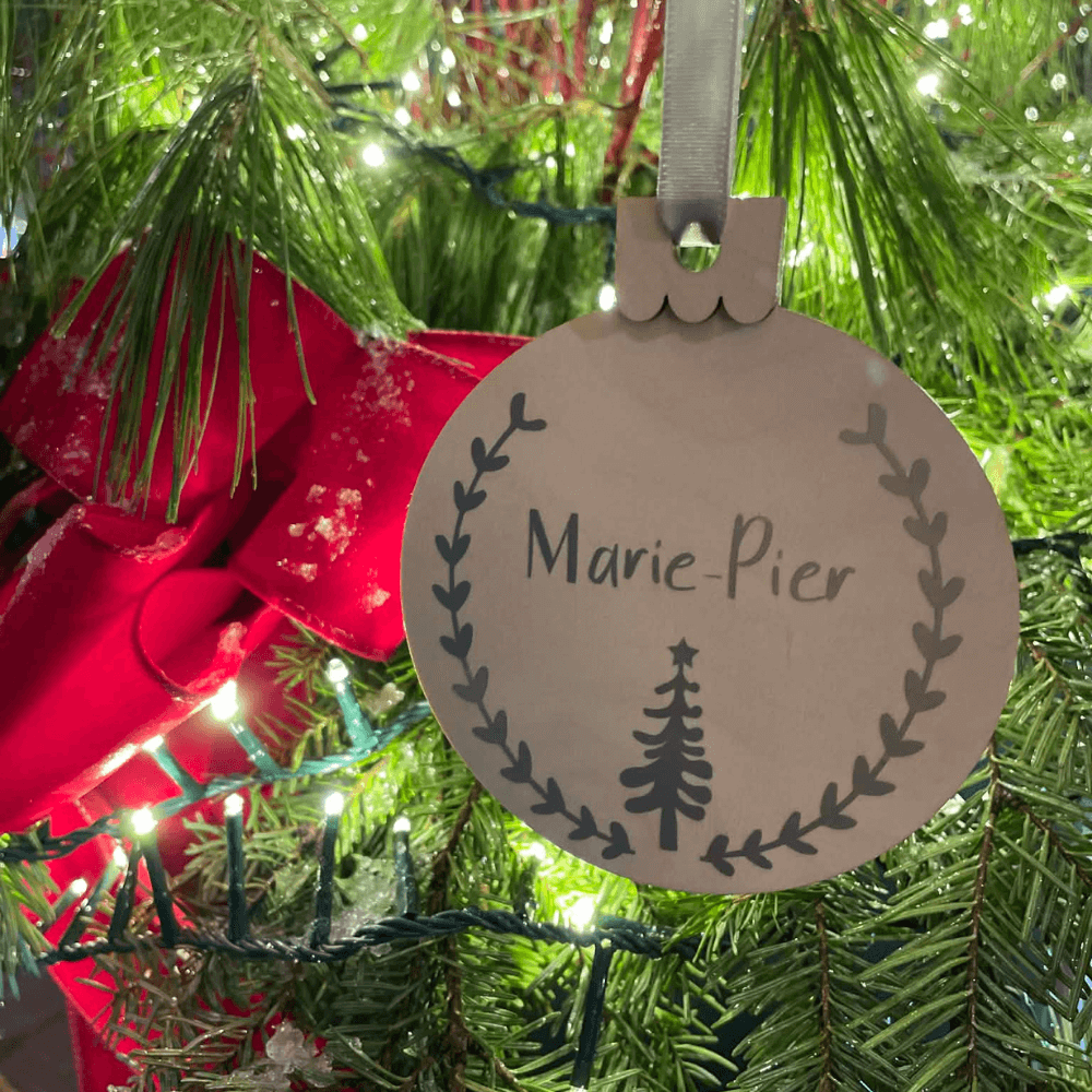 Boules de Noël en bois - Sapin - personnalisable